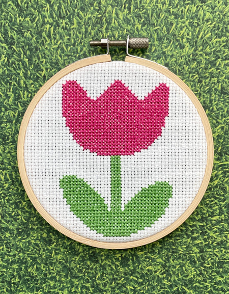 PATTERN WS Tulip by Mary Engelbreit Counted Cross Stitch