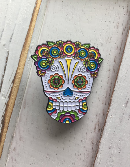 soft enamel pin sugar skull
