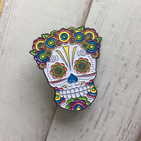 soft enamel pin sugar skull