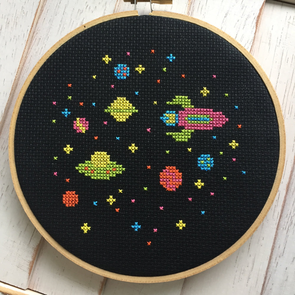 PATTERN WS Outer Space Aliens Spaceship Counted Cross Stitch